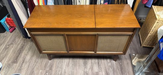 Vintage Electric Stereo Console Tested