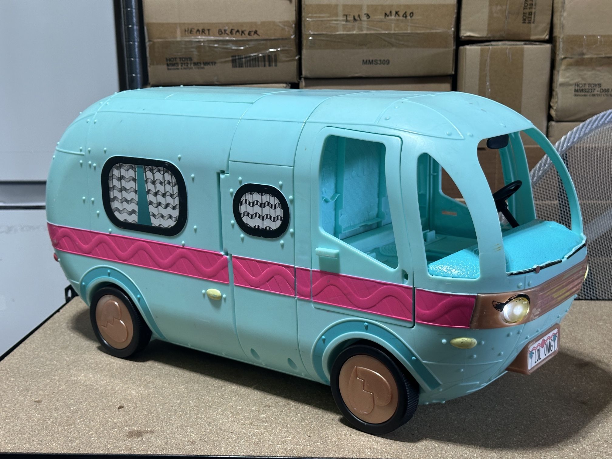 2019 LOL Surprise 2 in 1 Glamper Camper Van Playset Doll House Lights Sound