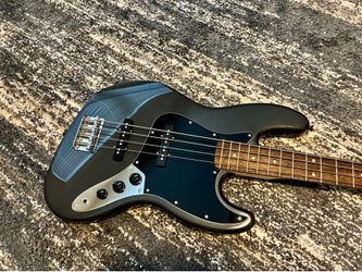 Fender Squier Jazz Bass Guitar Like New with Gig Bag