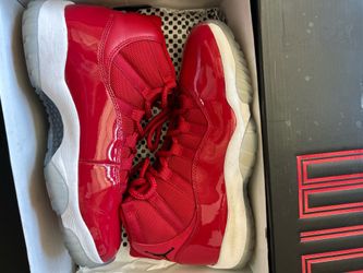 Cherry red 11’s