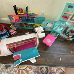 Steal! LOL Airplane, Clubhouse And Campervan