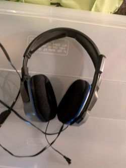 ps4 games and headset