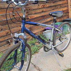 SCHWINN SELECT  MEN’S  BICYCLE 