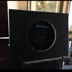 Q Logic 10” Subwoofer Speaker Box For Sale