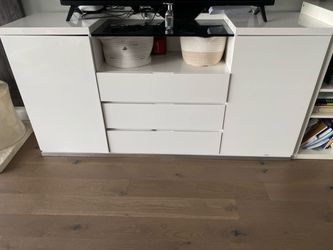 White TV stand with 3 drawers better quality than IKEA!