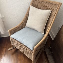 Wicker Rocking Chair Indoor/ Outdoor