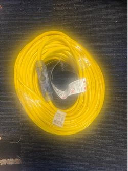 Extension Cord 13A, 125V, 1625 Watts - 100'