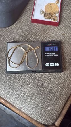 Omega 18 K Chain Weight Almost 17 G
