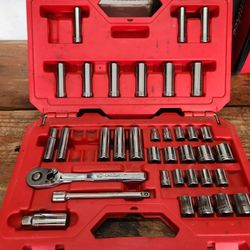 Craftsman Ratchet Socket Set 3/8" Drive
