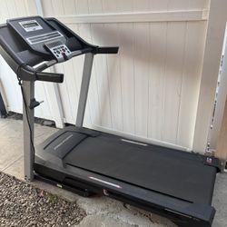 Treadmill 