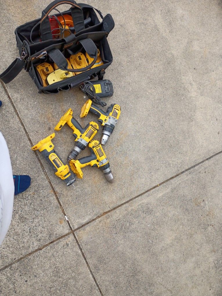 DeWalt Drills With Batteries