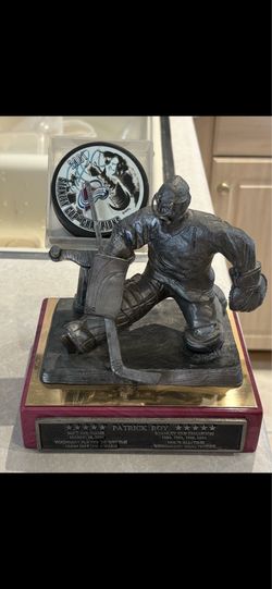 Hockey statues