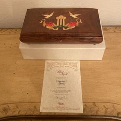 Haritage House Music / Jewelry Box
