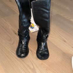 Girl Boots Size 1