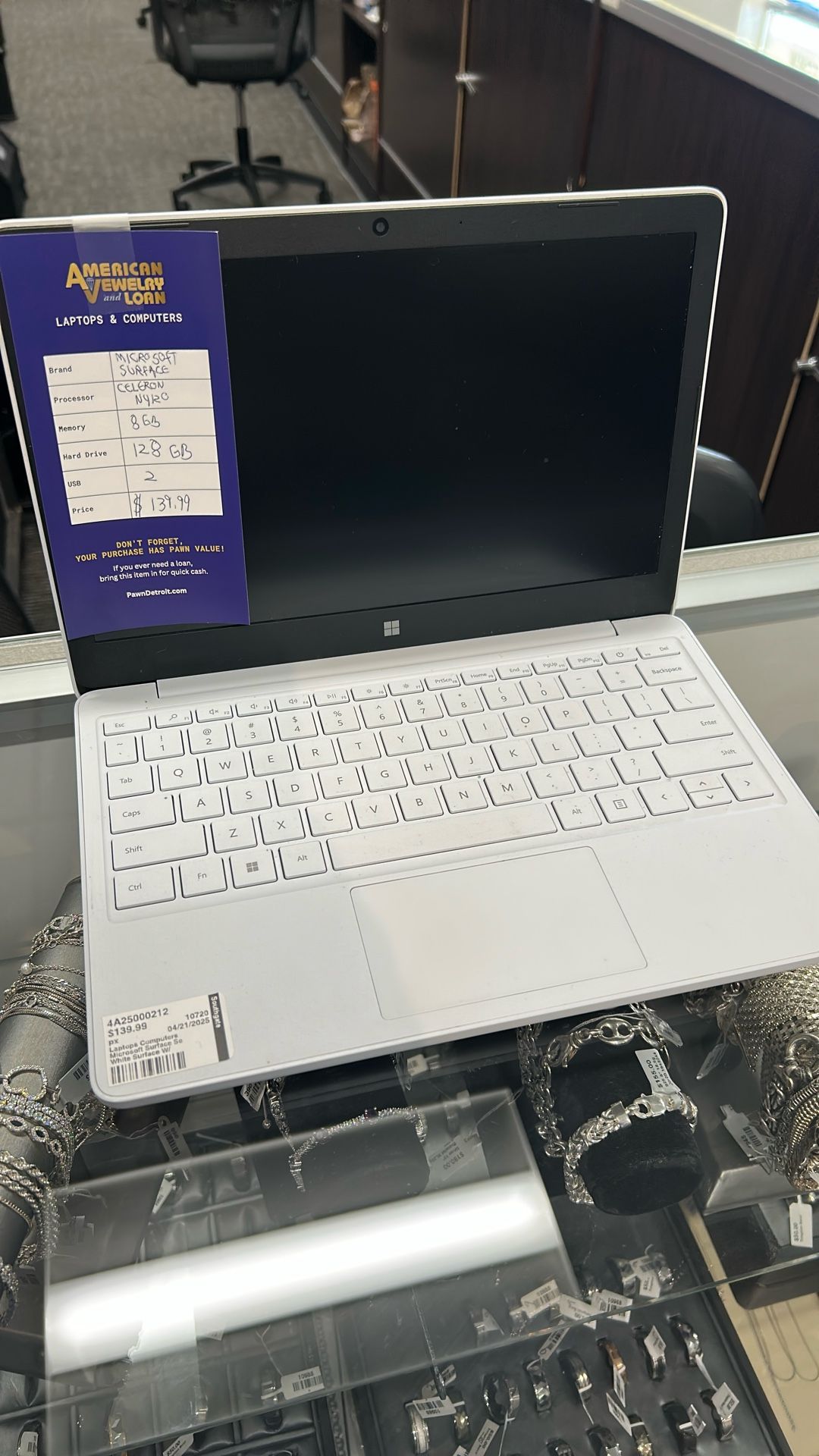 Microsoft Surface Laptop