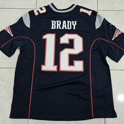 NFL #12 TOM BRADY NEW ENGLAND PATRIOTS