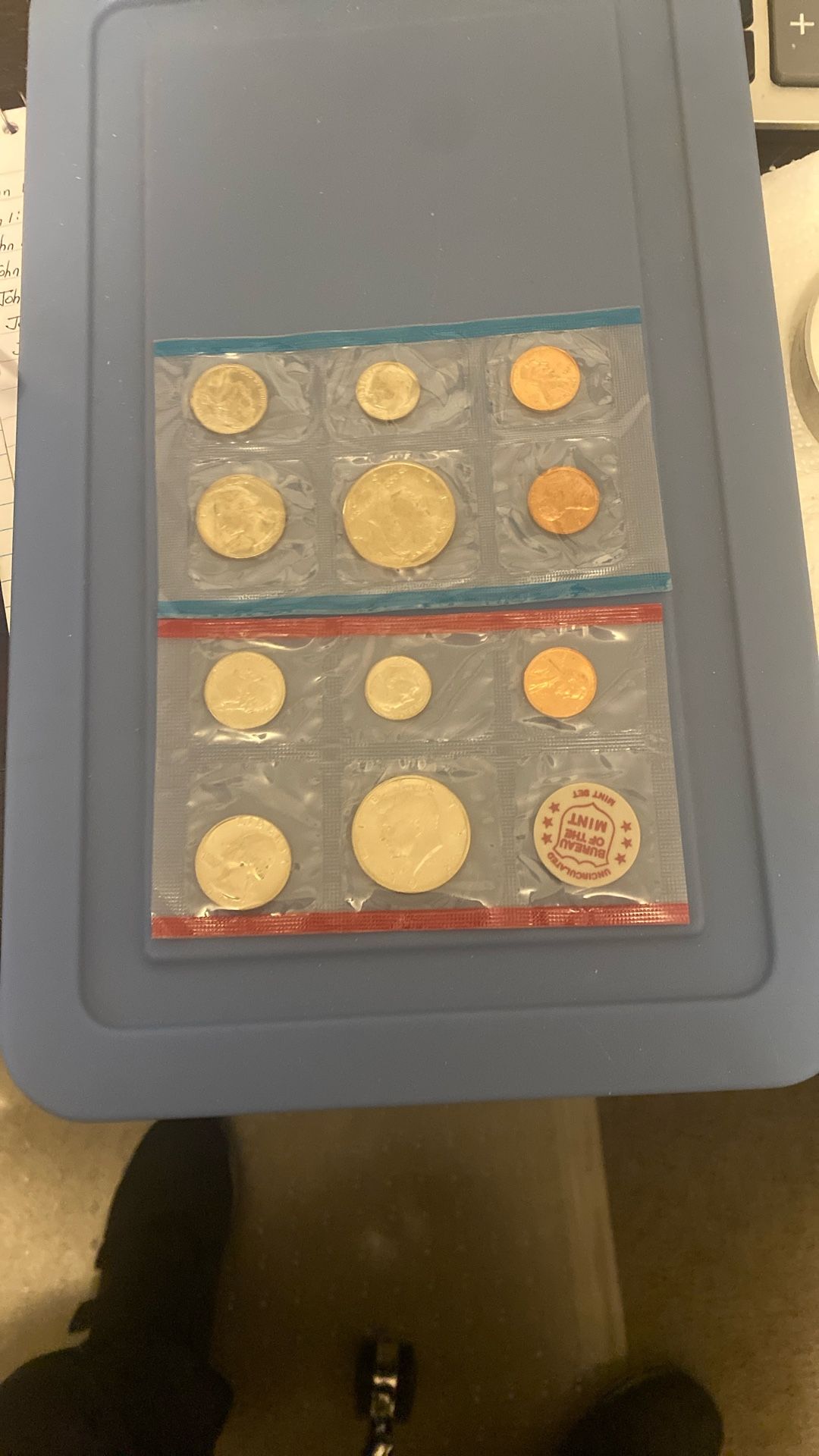 1972 United States Mint Uncirculated Coin Set.