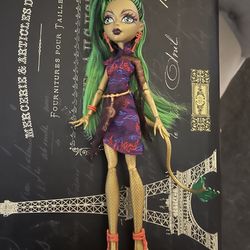 Monster High Jinafire Long Scaris Doll