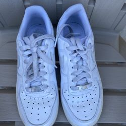 White Nike  Size 7