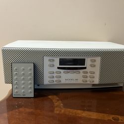 Cambridge Soundworks Model 88 radio by Henry Kloss