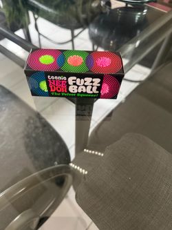 Teenie minifuzz ball