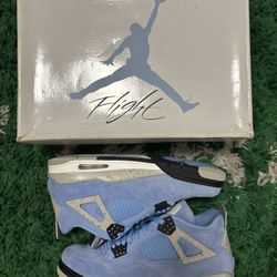 Nike Air Jordan 4 Retro 'University Blue