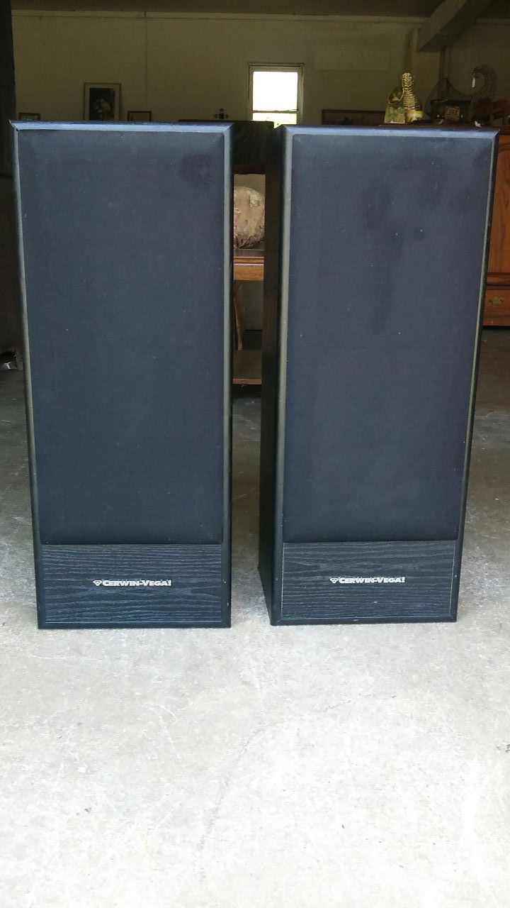 Cerwin Vega! E310 Floor Speakers for Sale in Matthews, NC OfferUp