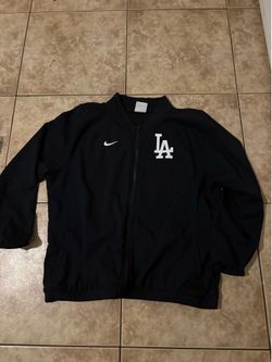 LA sweater