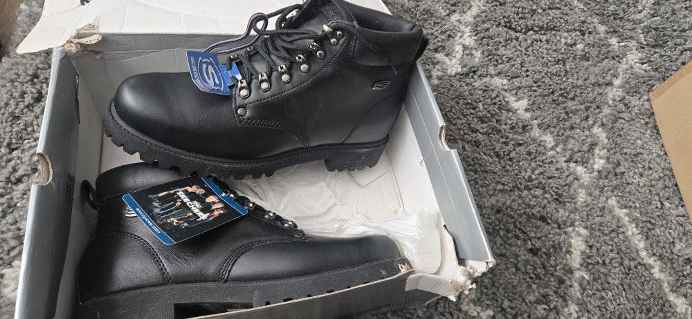 Sketchers Mens Boots