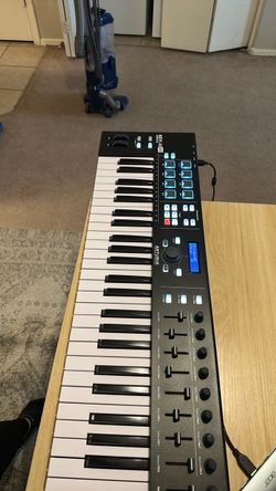 Arturia Keylab Essential 49 keyboard