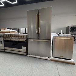 Thor 48’ Package Deal -New Refrigerator-New Gas Stove 