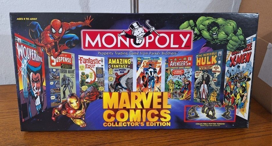 Like New!! VTG Marvel Comics Monopoly Collector's Edition 1999 