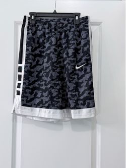 NIKE Youth XL Shorts