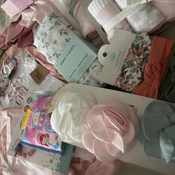 Brand new Baby Girl Clothes and etc 