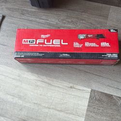 Milwaukee M12 Fuel 2564-20