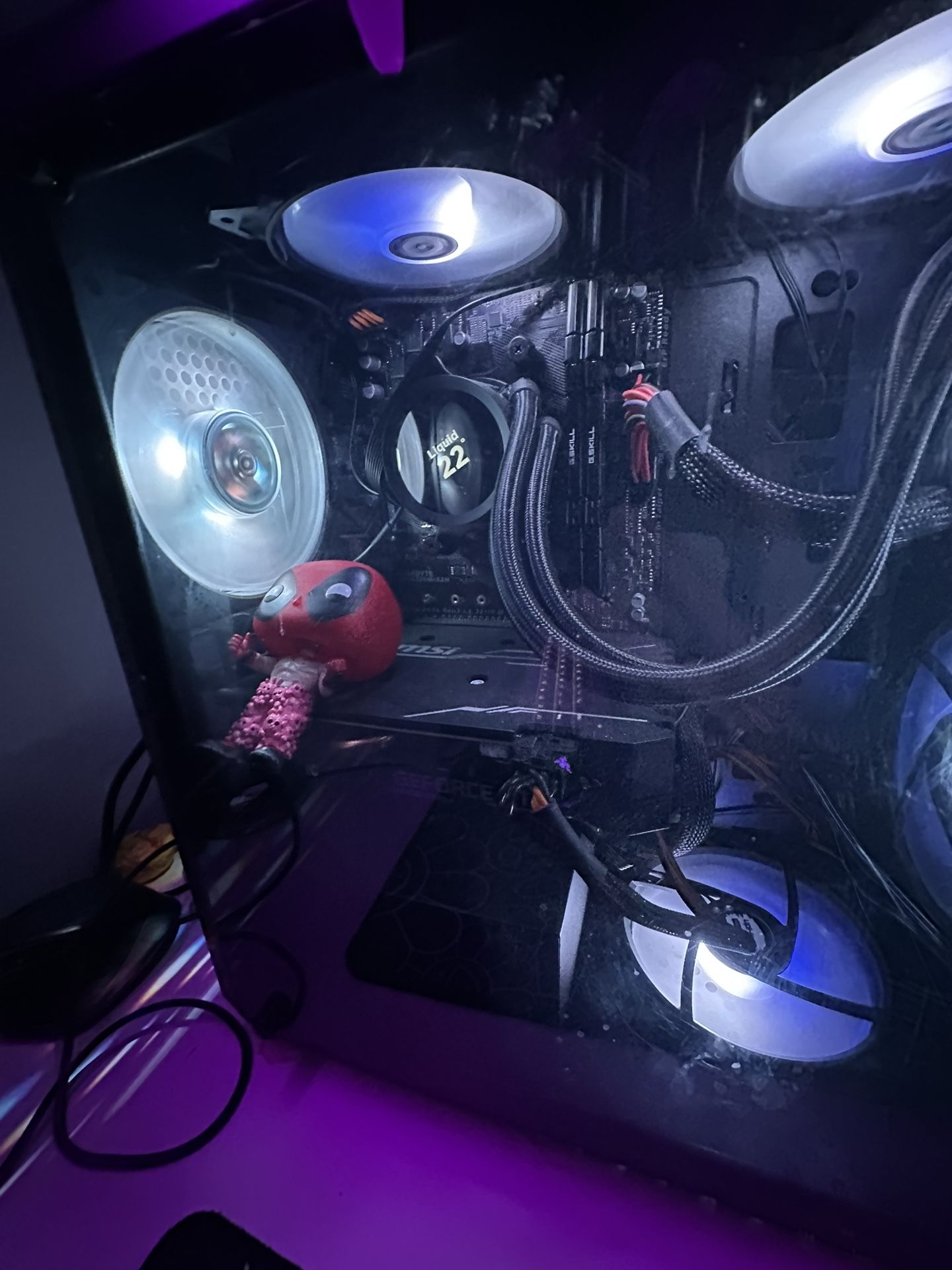 Gaming Pc (Specs in desc. Will do trades)