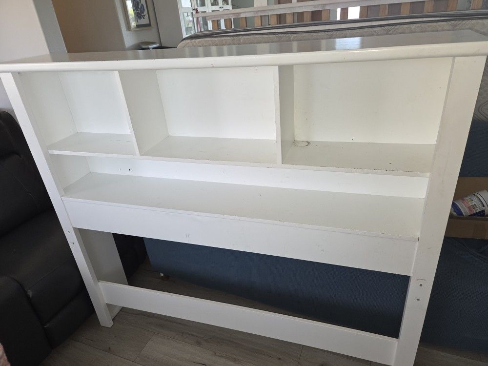 FREE Full Size Bedframe, Bookshelf Headboard, 8 Drawer Storage