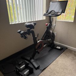 PELOTON 
