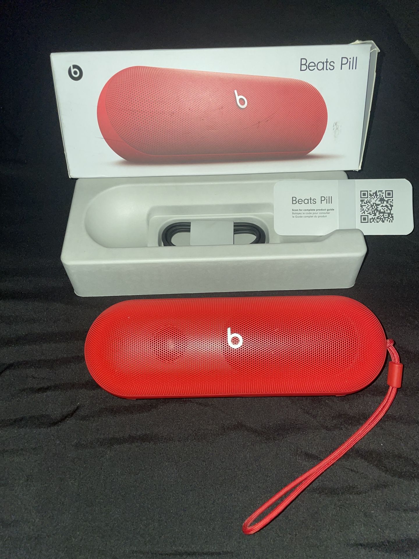 Beats Pill -red