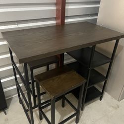 Dinner Table And Bar Stools 