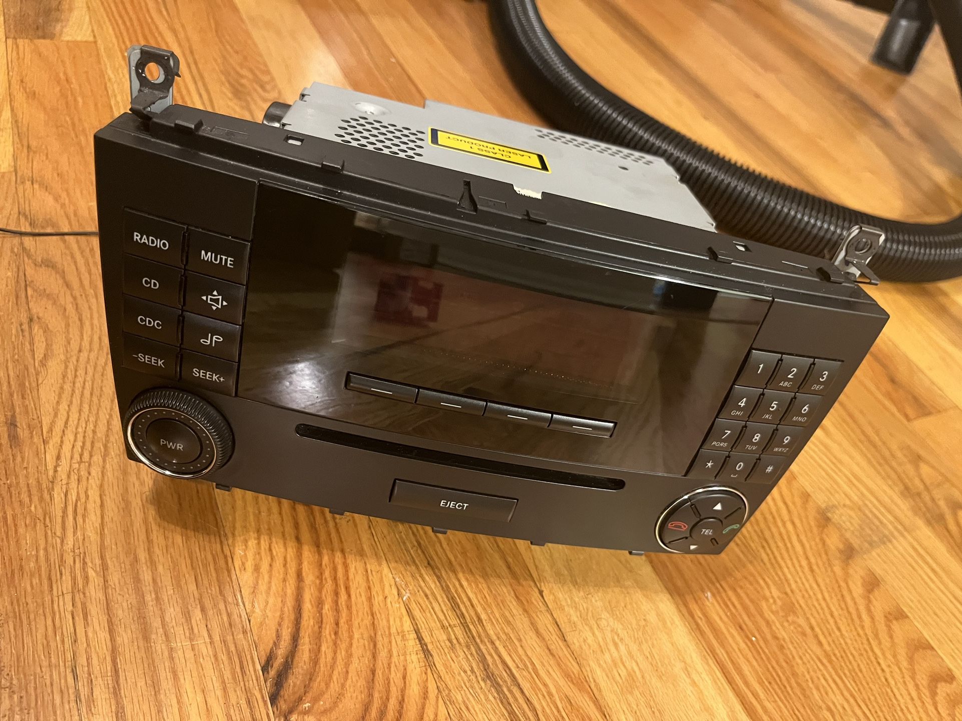OEM Mercedes Benz C240 Headunit