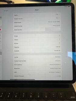 iPad Air M2 2024 256gb WiFi+cell W/ Apple keyboard