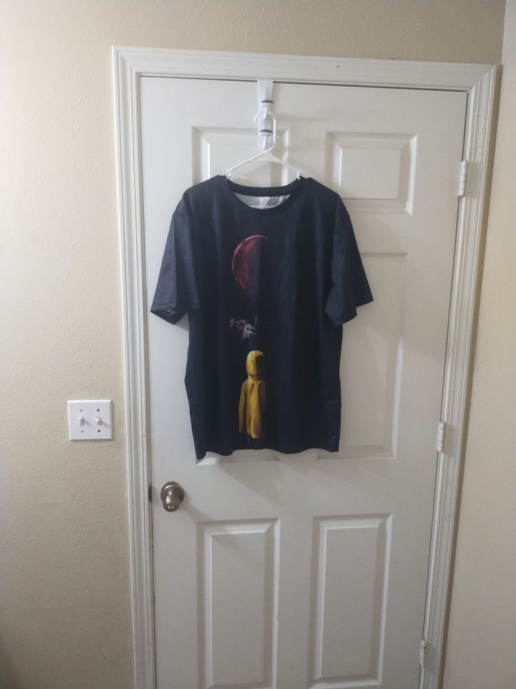 (IT) Shirt.