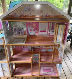 KidKraft Piece Grand View Mansion Dollhouse in Pink and Natural