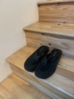 Platform Thong Sandal, Cushioned- US 9.5 women’s