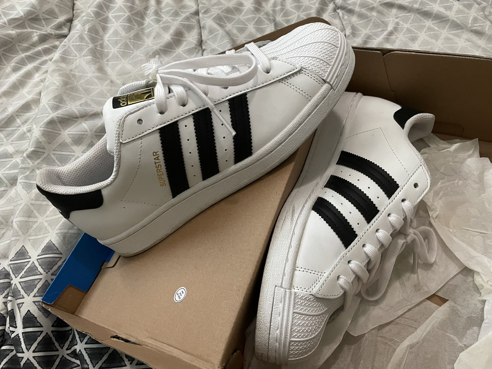 Adidas Superstar Original (worn once)