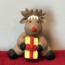 Christmas Pin/Brooch. Rudolph w/Wrapped Present. Polymer Clay. Vintage
