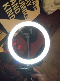 Content creator ring light and speaker