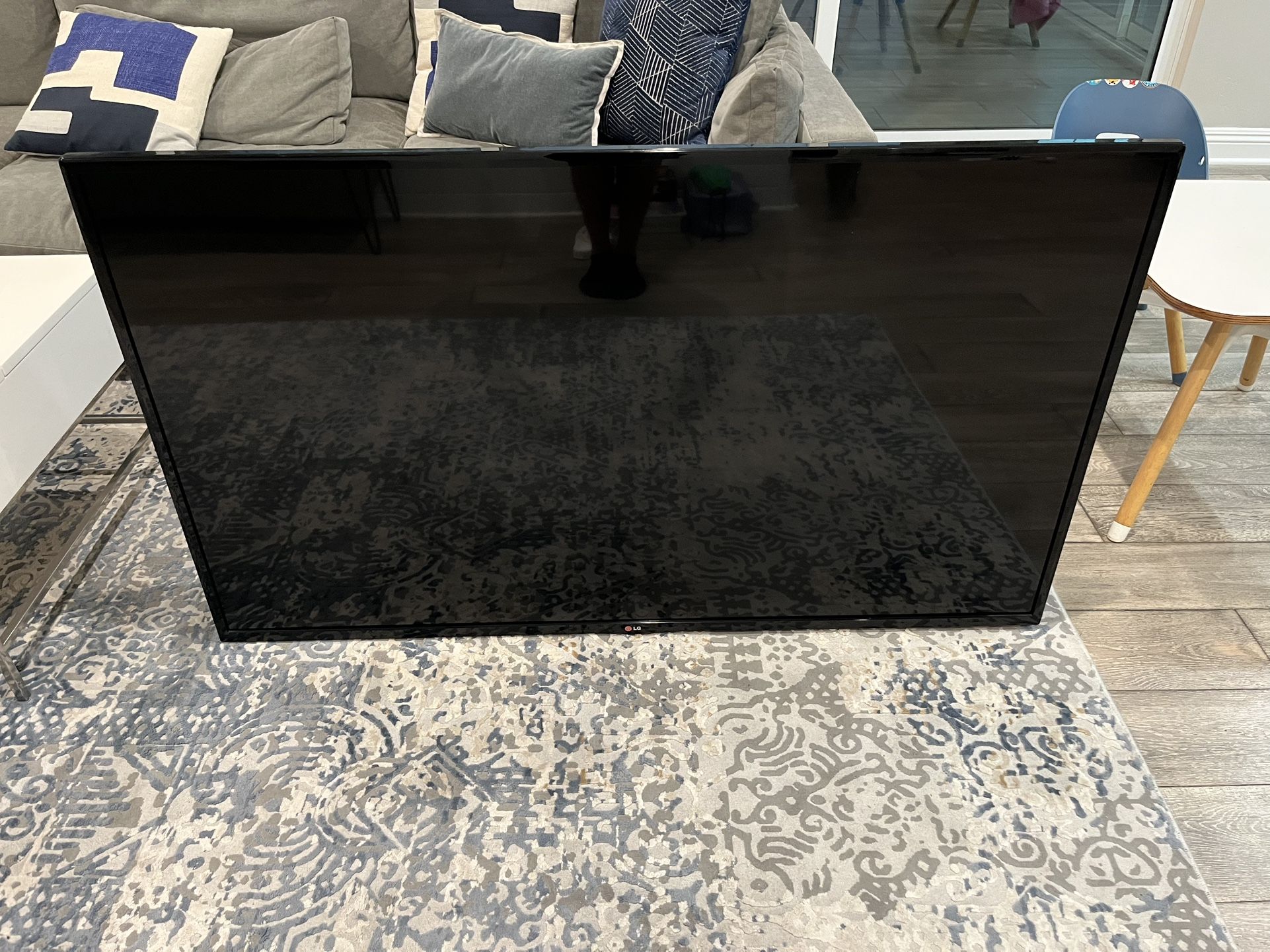 LG 60 Inch TV