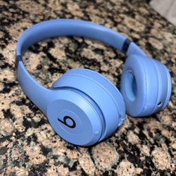Beats Solo 4 Blue BRAND NEW